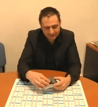 Première image de la vidéo